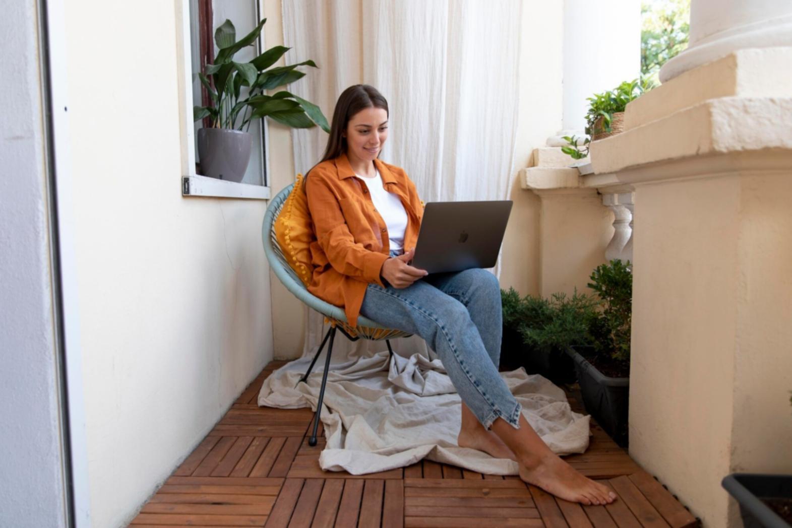 Digital learning tools and resources arranged for effective study habits